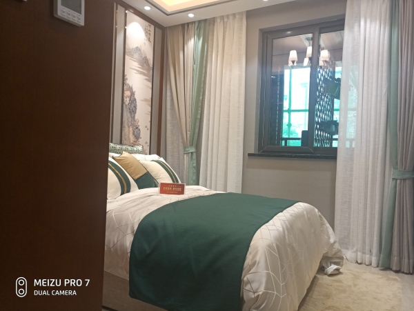 金色阳光名邸_样板间_6