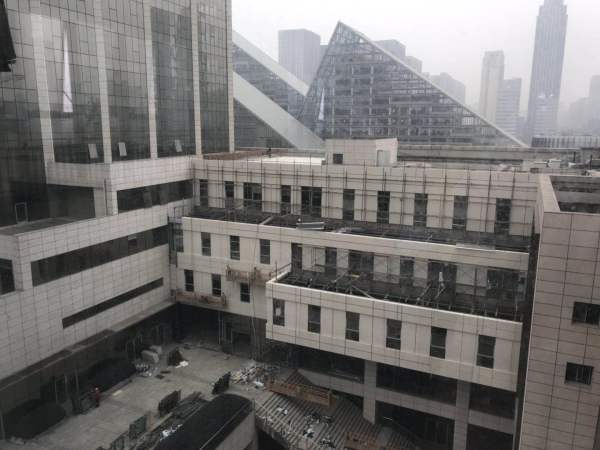 中铁信托大厦实景图