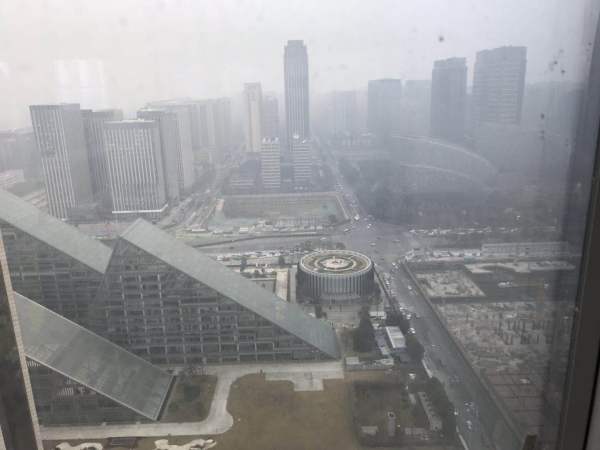 中铁信托大厦实景图