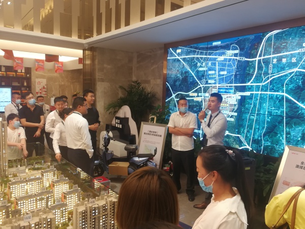 烟台万科城市之光_项目现场_5