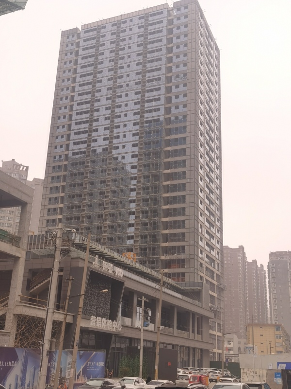 钜益100_项目现场_1