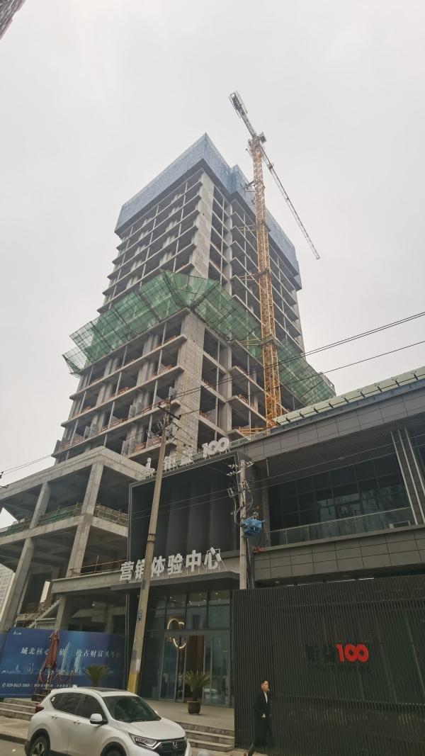 钜益100_项目现场_3