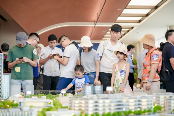 越秀大学星汇锦城_项目现场_20
